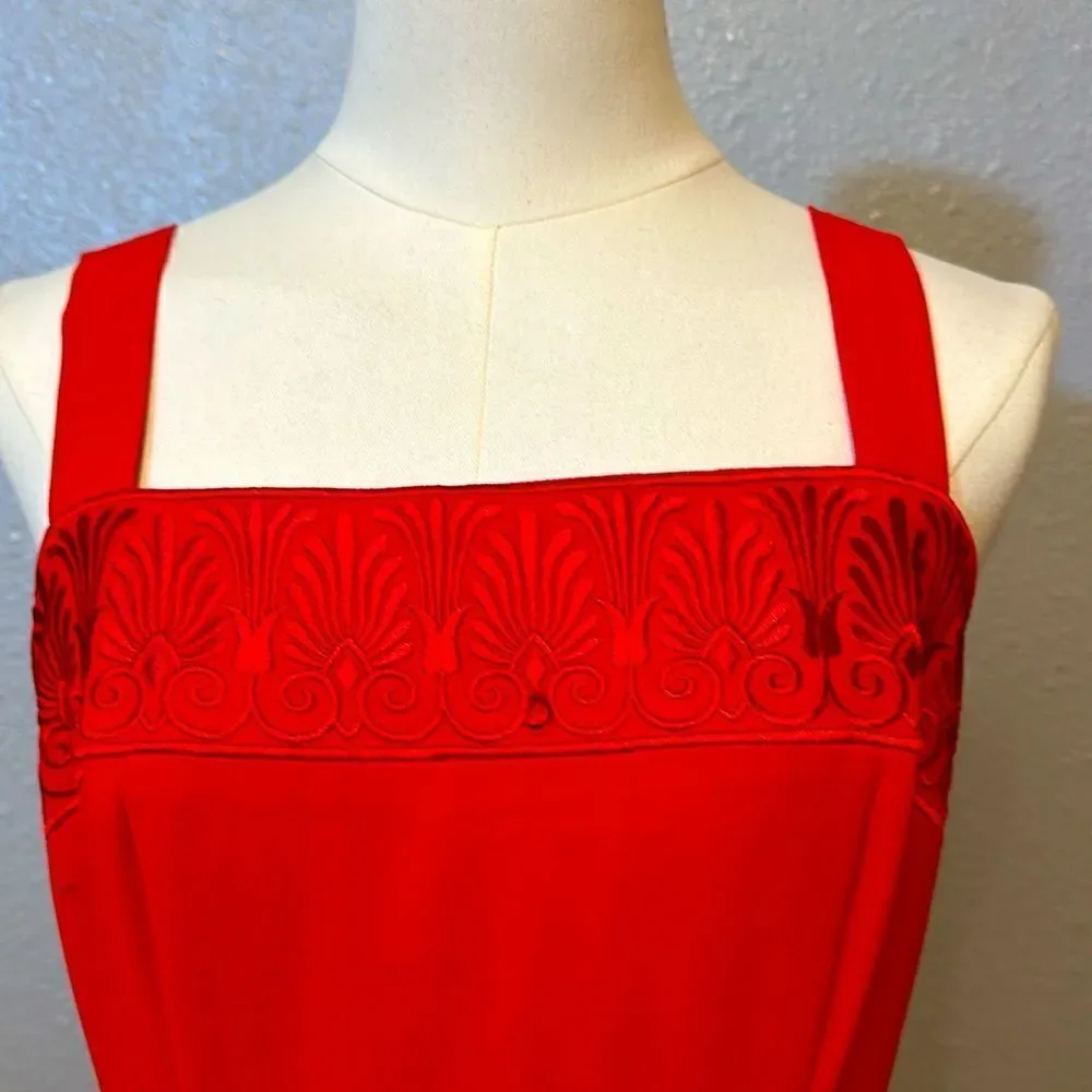 Vintage Ursula of Switzerland red embroidered 2PC women’s dress suit size 8P